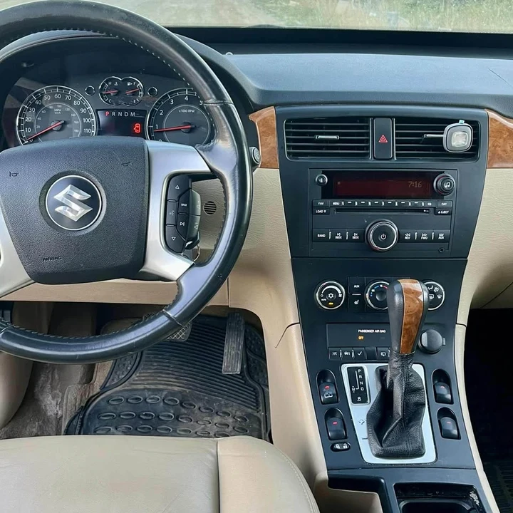 2008 Suzuki - Image 9 of 11