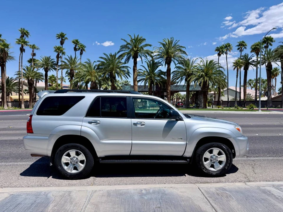 2008 Toyota 4Runner 4th Gen - Image 4 of 19