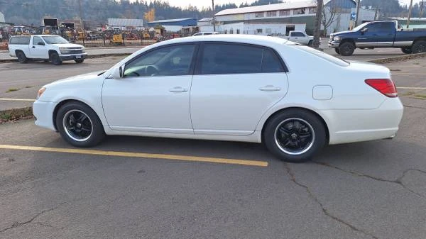 2008 Toyota Avalon 2nd Gen - Image 3 of 19