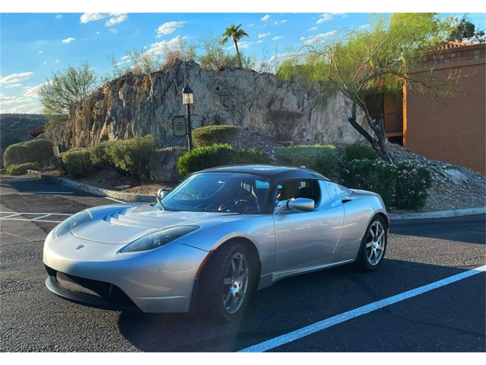 2008 Tesla Roadster - Image 8 of 31