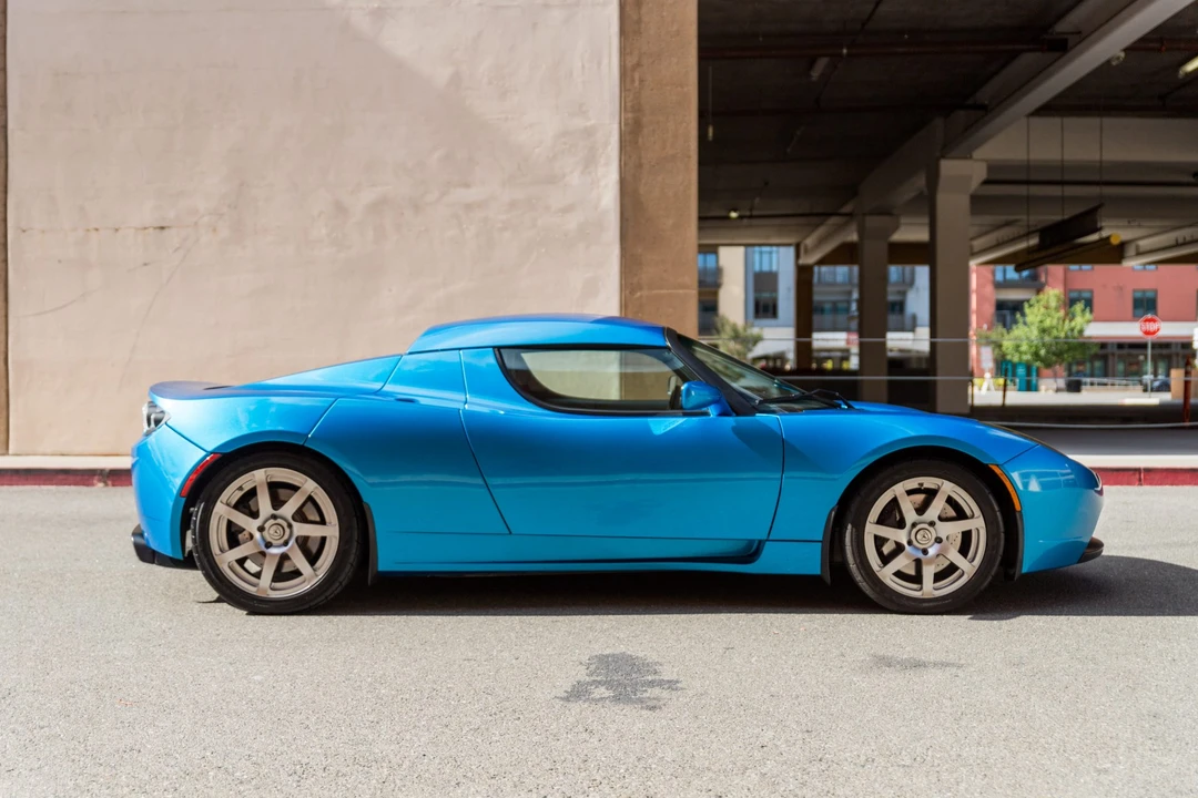 2008 Tesla Roadster - Image 9 of 31