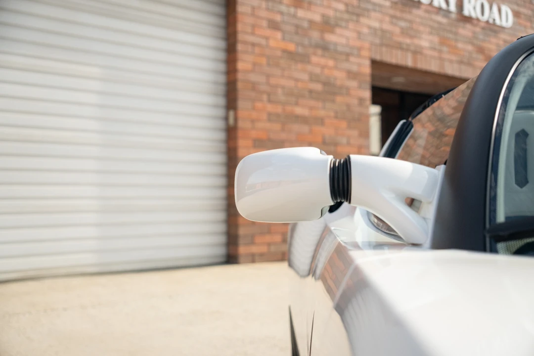 2008 Tesla Roadster - Image 18 of 21