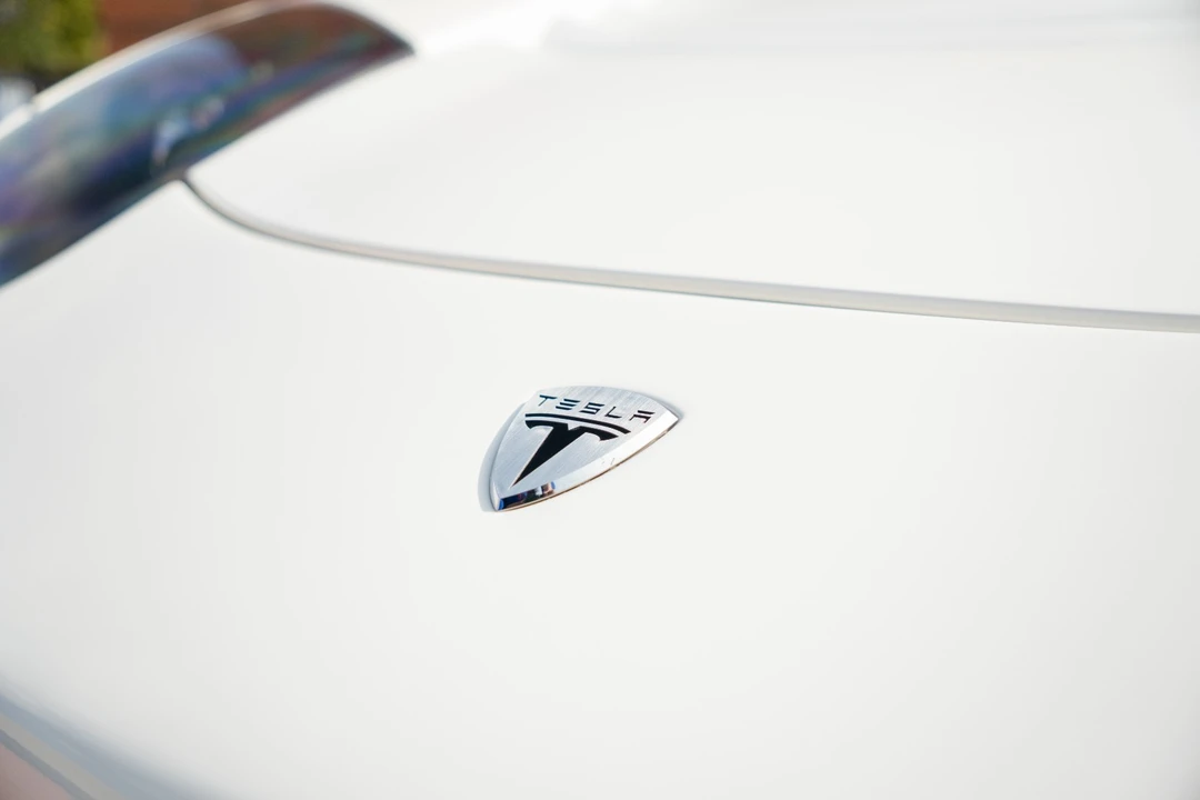 2008 Tesla Roadster - Image 11 of 21