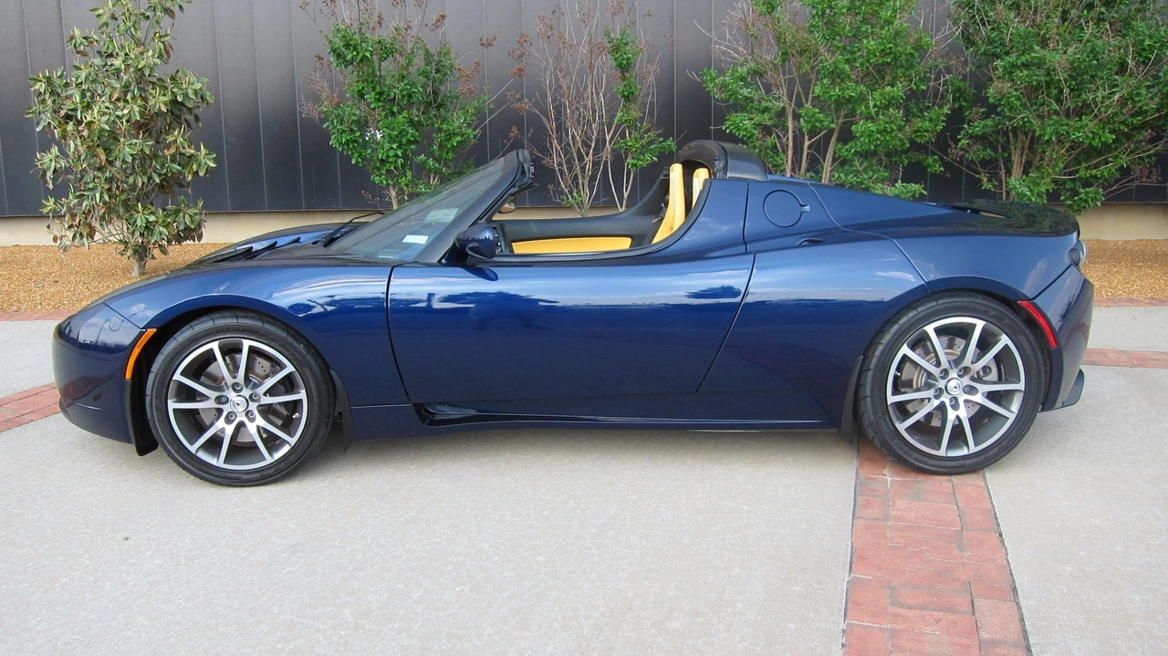 2008 Tesla Roadster - Image 13 of 31