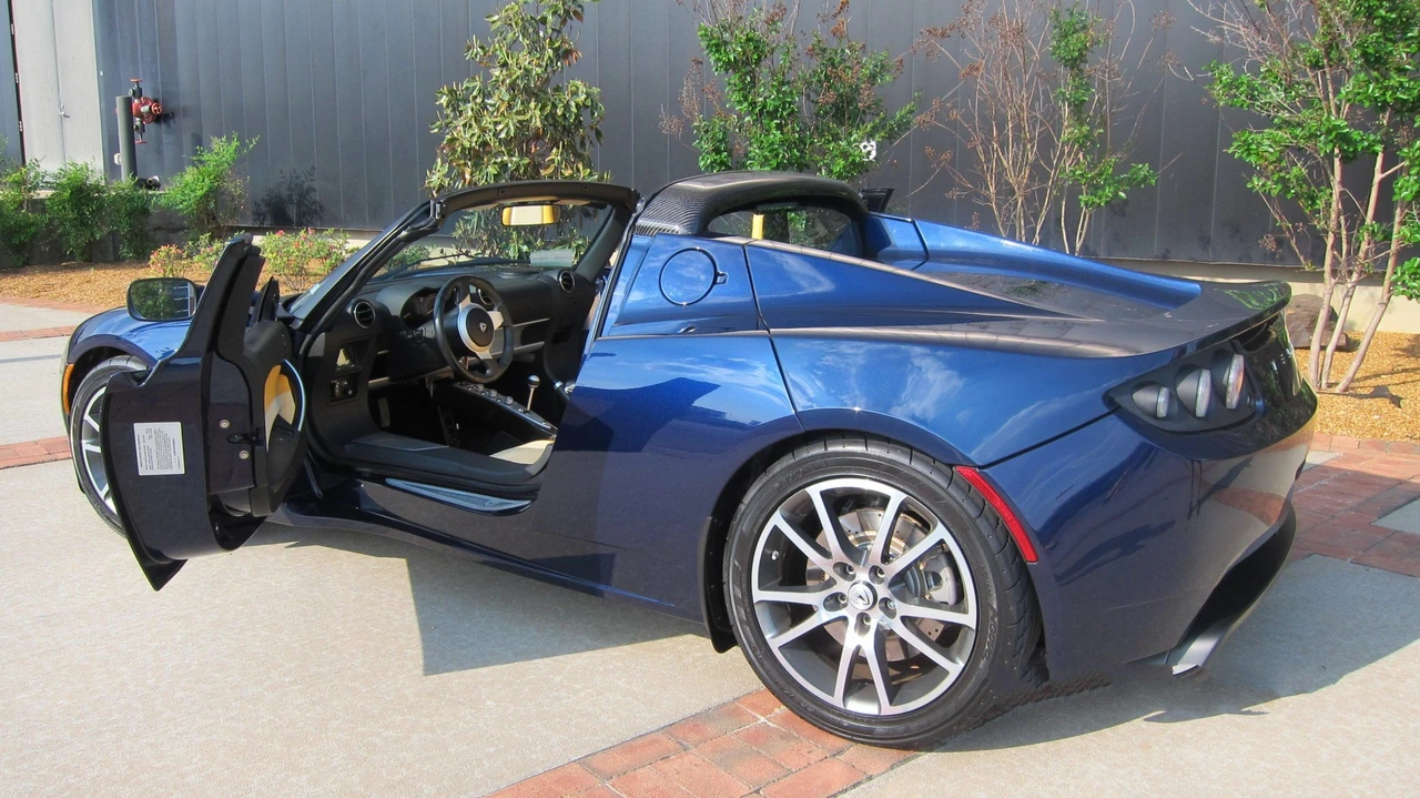 2008 Tesla Roadster - Image 18 of 31