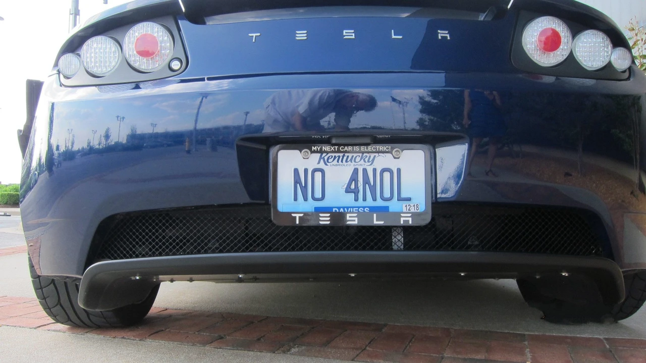 2008 Tesla Roadster - Image 16 of 31