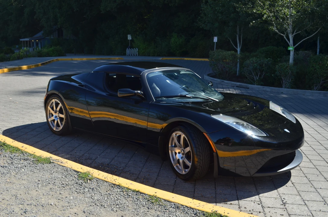 2008 Tesla Roadster - Image 2 of 30