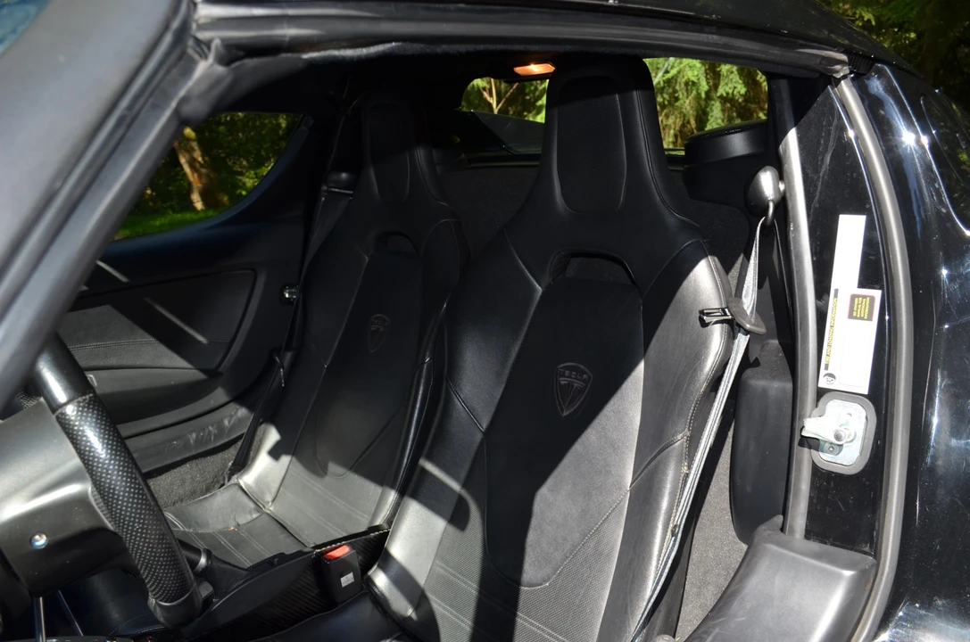 2008 Tesla Roadster - Image 25 of 30