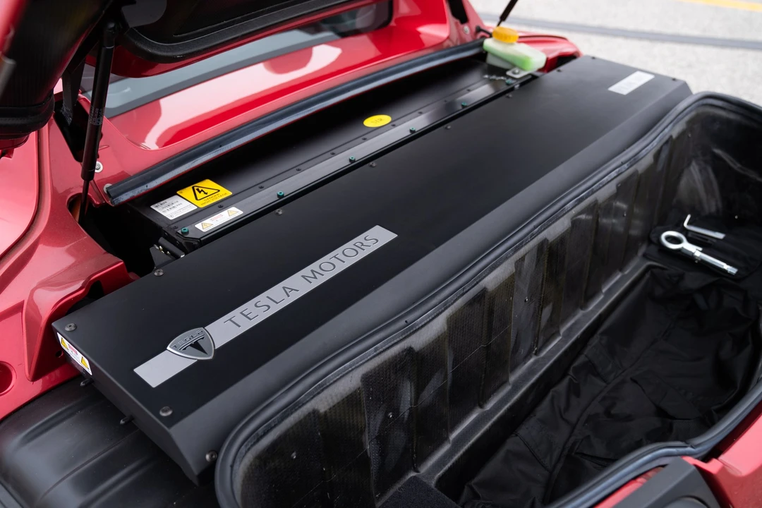2008 Tesla Roadster - Image 27 of 31