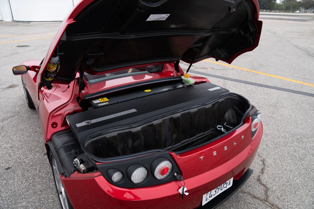 2008 Tesla Roadster - Image 26 of 31