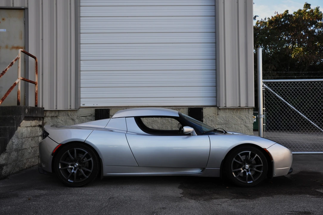 2008 Tesla Roadster - Image 19 of 31