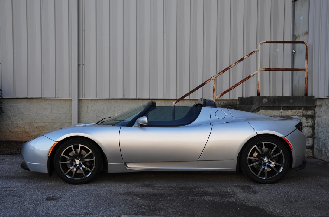 2008 Tesla Roadster - Image 9 of 31