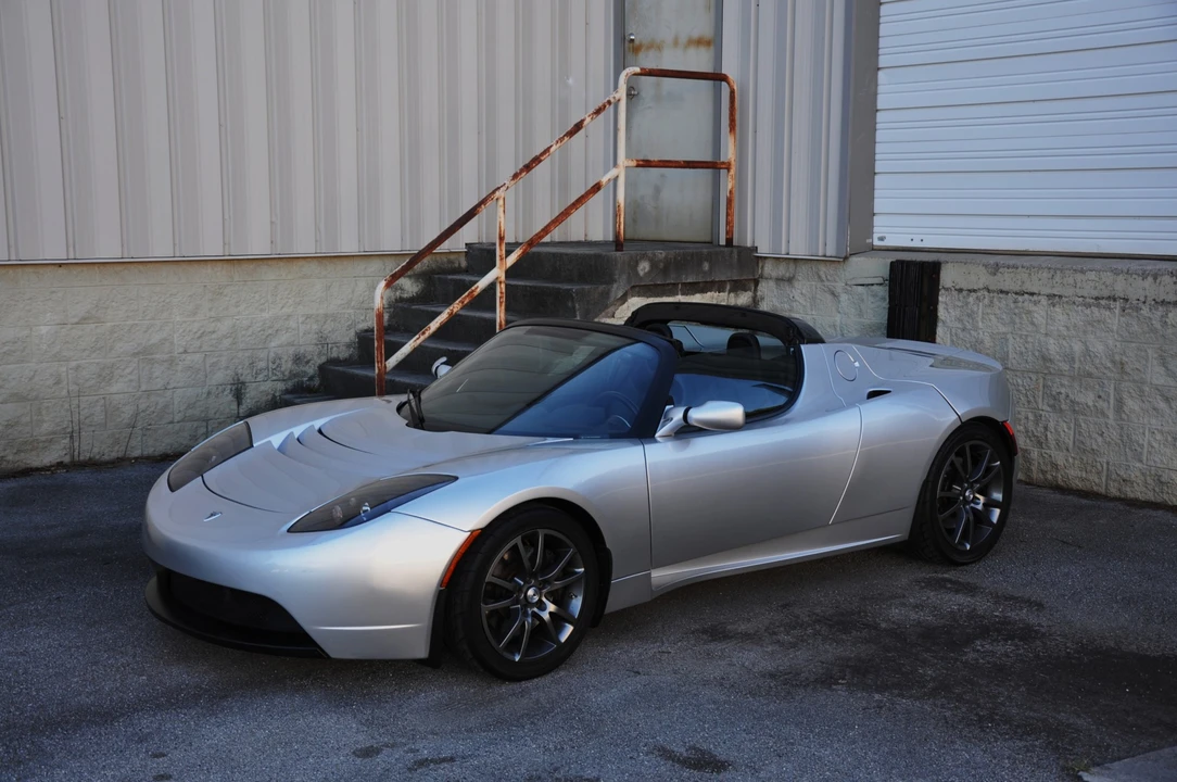 2008 Tesla Roadster - Image 8 of 31