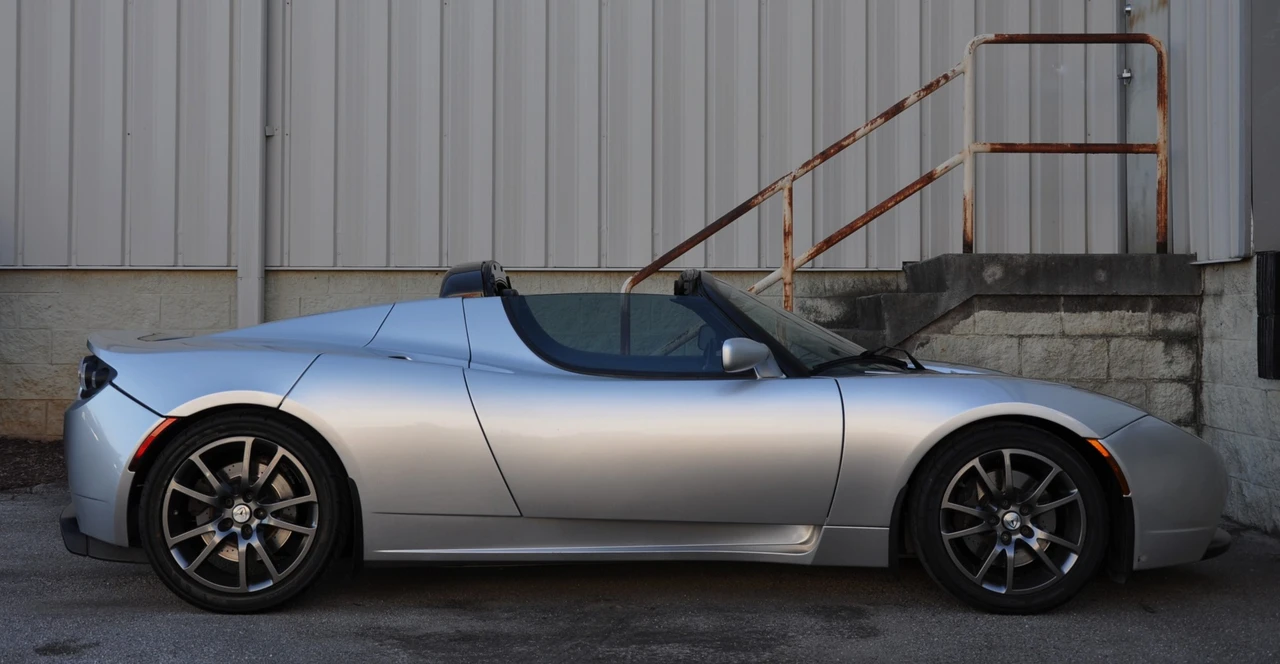 2008 Tesla Roadster - Image 15 of 31