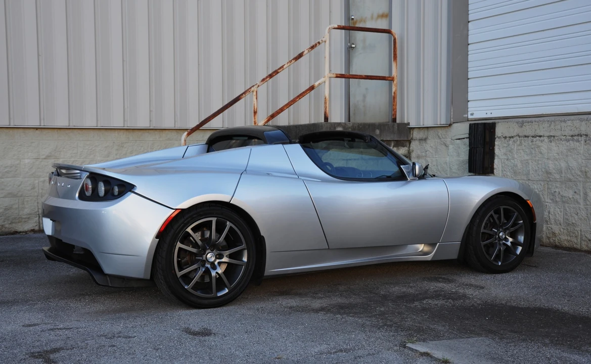 2008 Tesla Roadster - Image 13 of 31