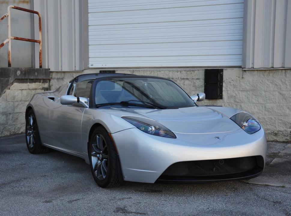 2008 Tesla Roadster - Image 2 of 31
