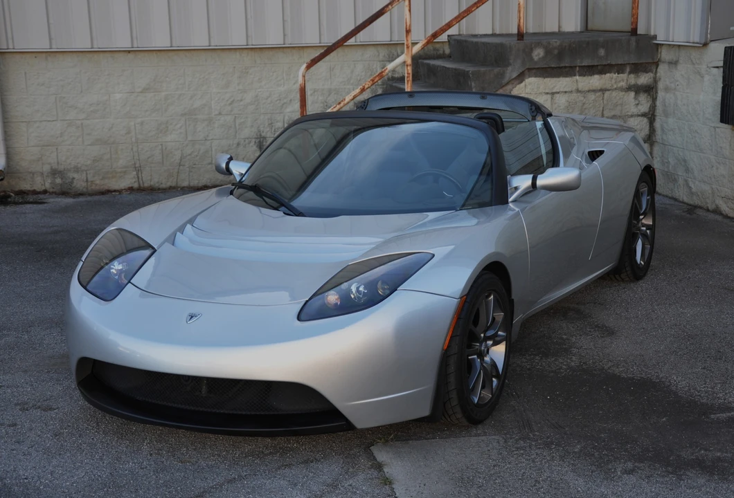 2008 Tesla Roadster - Image 4 of 31