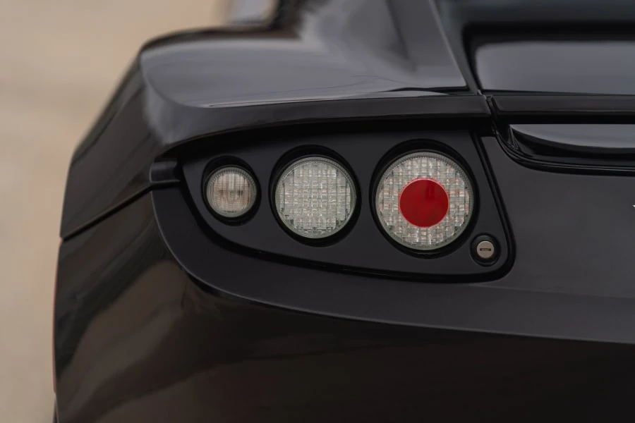2008 Tesla Roadster - Image 9 of 24