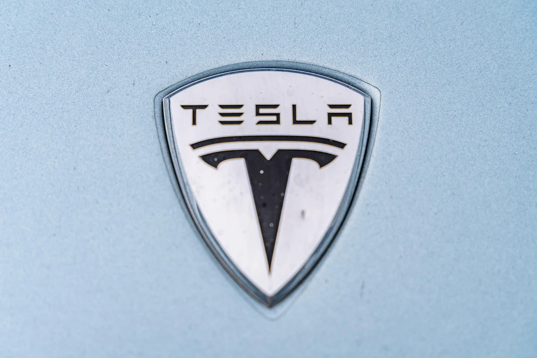 2008 Tesla Roadster - Image 15 of 31