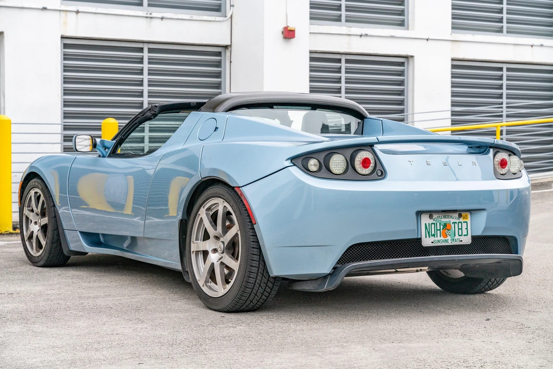 2008 Tesla Roadster - Image 9 of 31