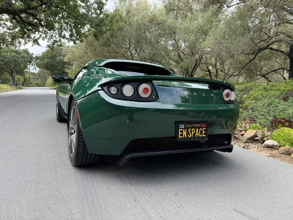 2008 Tesla Roadster - Image 14 of 31