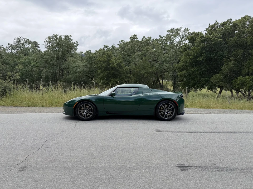 2008 Tesla Roadster - Image 8 of 31