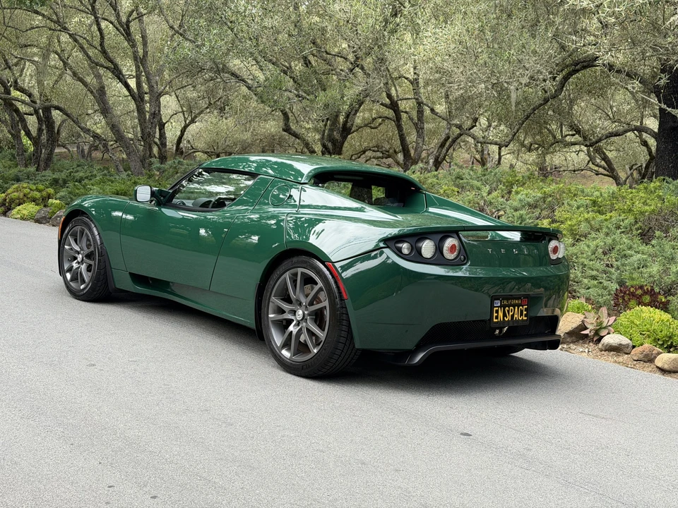 2008 Tesla Roadster - Image 13 of 31