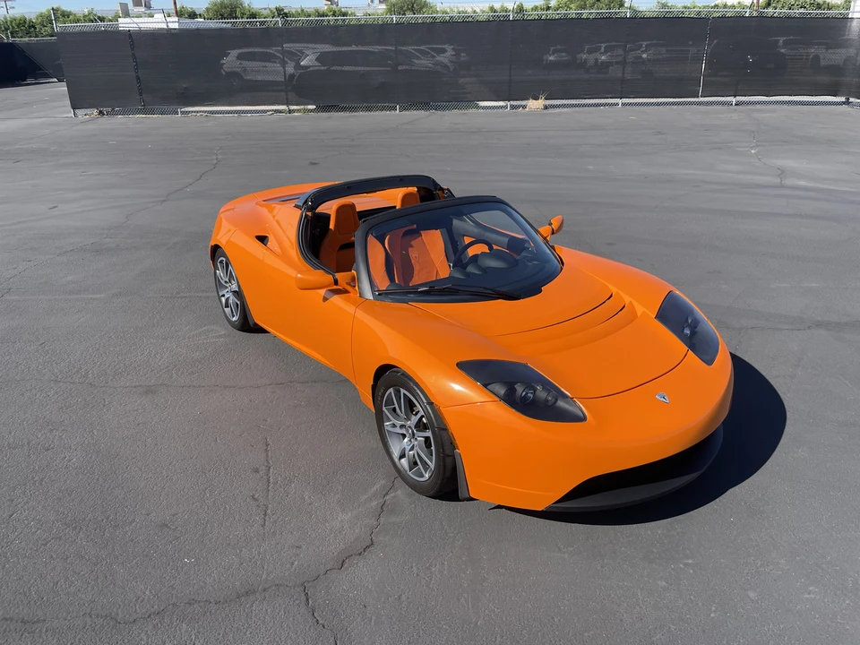 2008 Tesla Roadster - Image 13 of 31