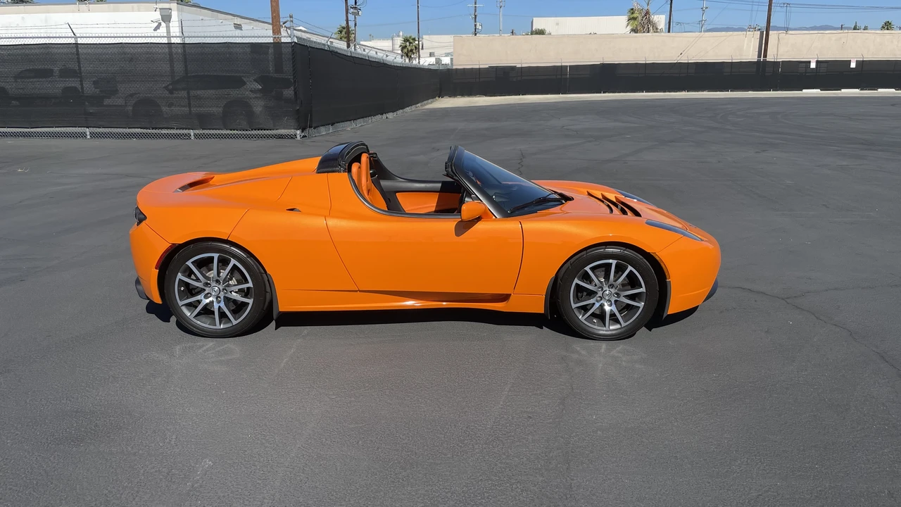 2008 Tesla Roadster - Image 14 of 31