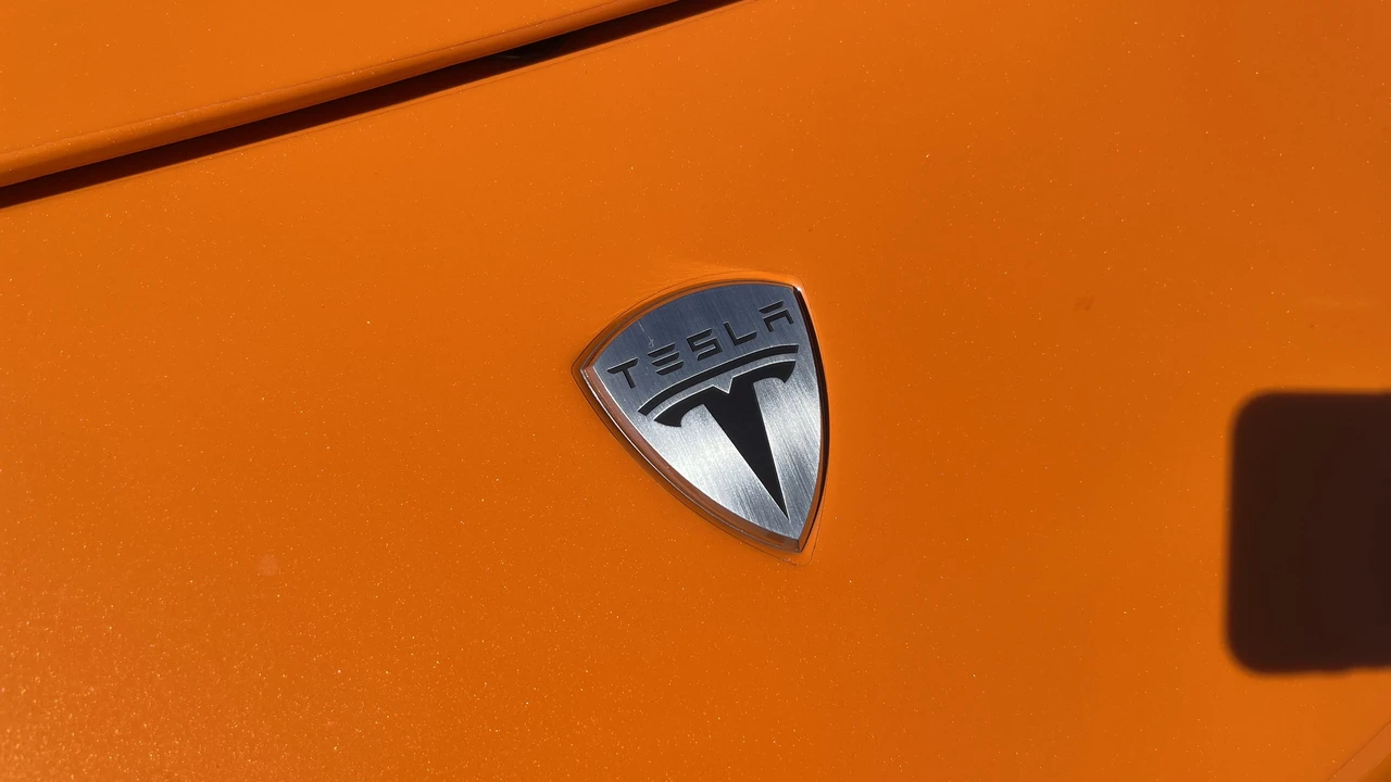 2008 Tesla Roadster - Image 23 of 31
