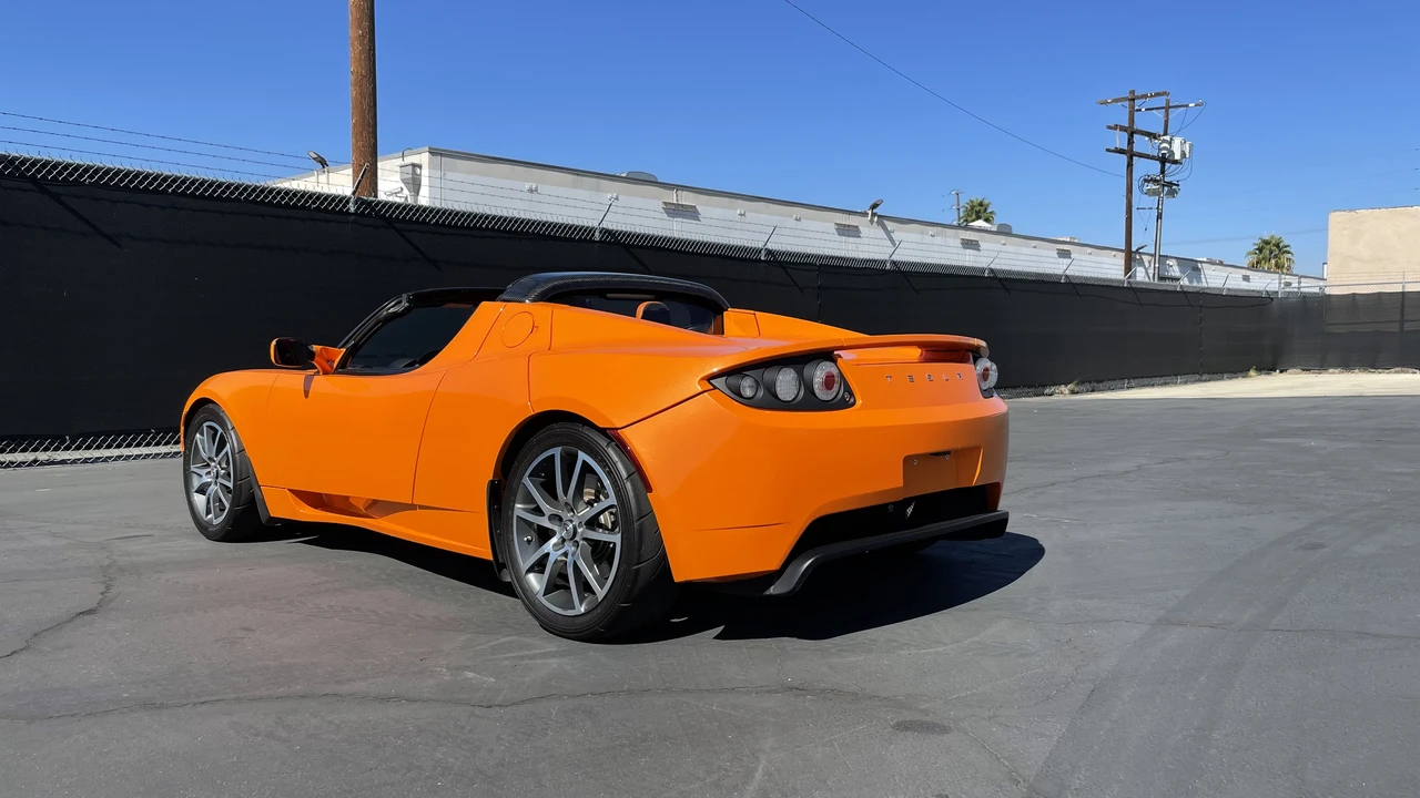2008 Tesla Roadster - Image 5 of 31