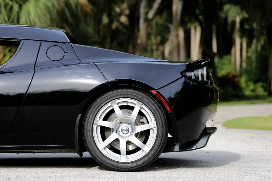2008 Tesla Roadster - Image 10 of 11