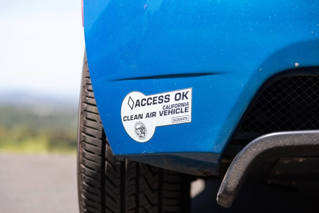 2008 Tesla Roadster - Image 23 of 31
