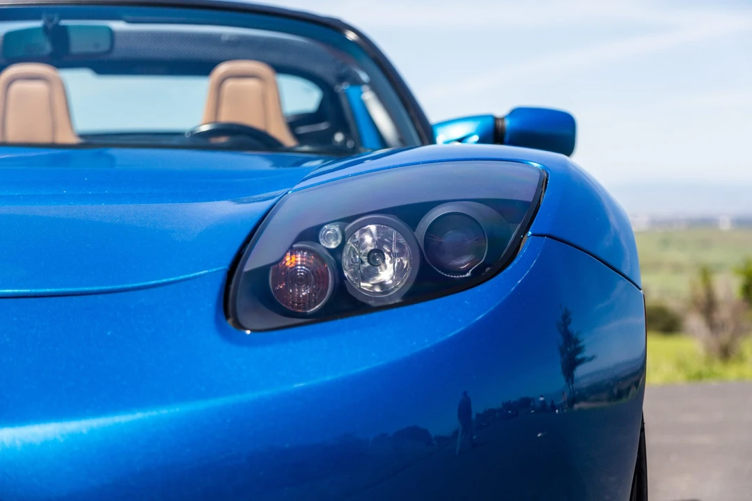 2008 Tesla Roadster - Image 14 of 31