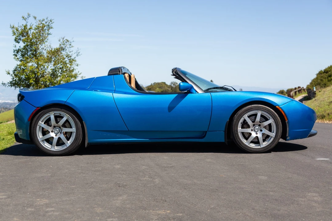 2008 Tesla Roadster - Image 7 of 31