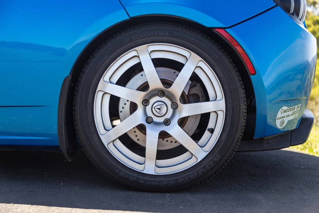 2008 Tesla Roadster - Image 26 of 31