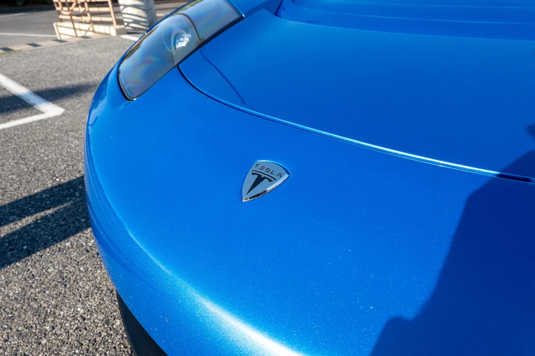 2008 Tesla Roadster - Image 17 of 31