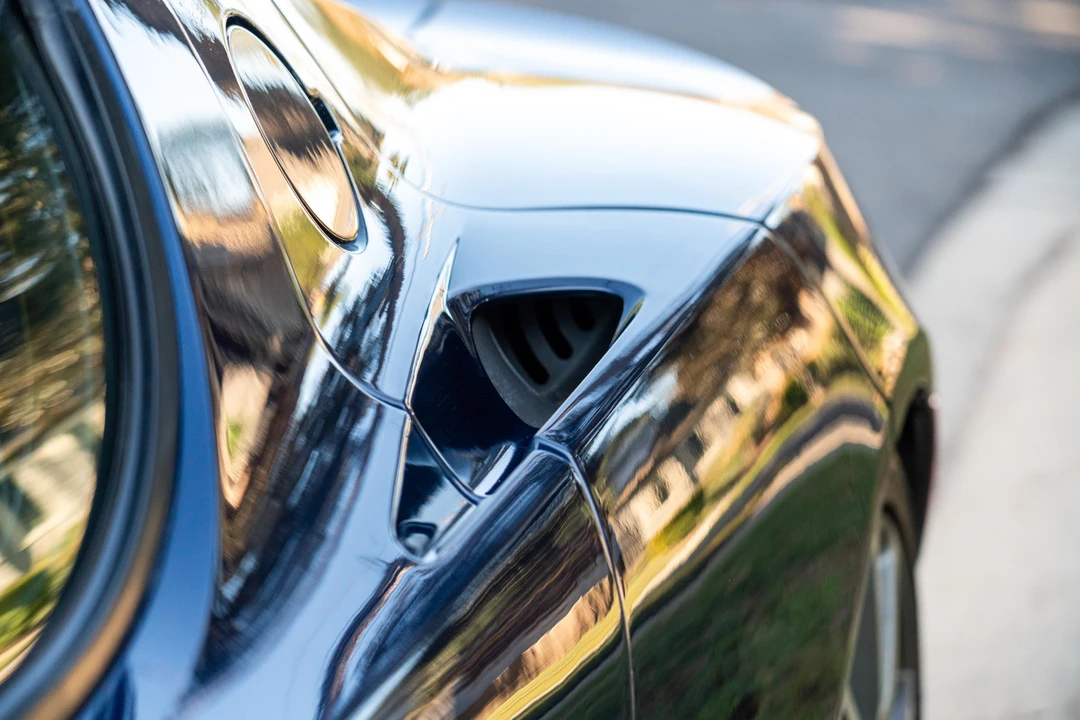 2008 Tesla Roadster - Image 23 of 31