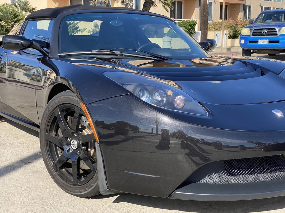 2008 Tesla Roadster - Image 25 of 31
