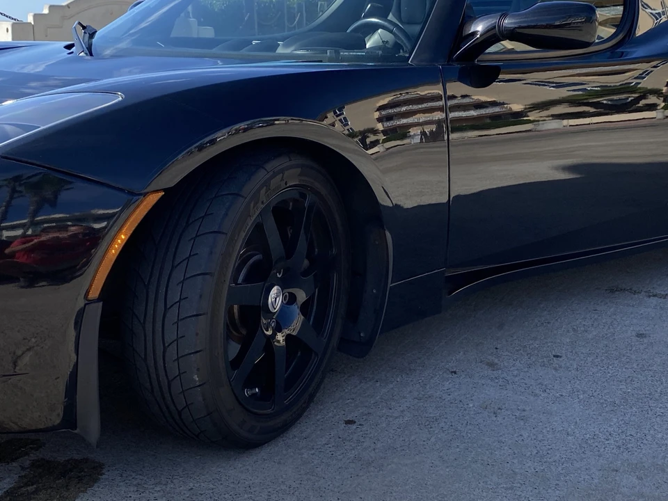 2008 Tesla Roadster - Image 28 of 31