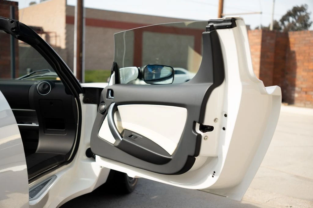 2008 Tesla Roadster - Image 8 of 21