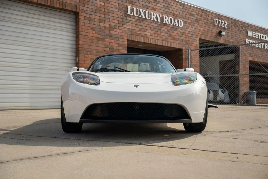 2008 Tesla Roadster - Image 11 of 21