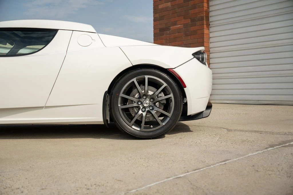 2008 Tesla Roadster - Image 15 of 21