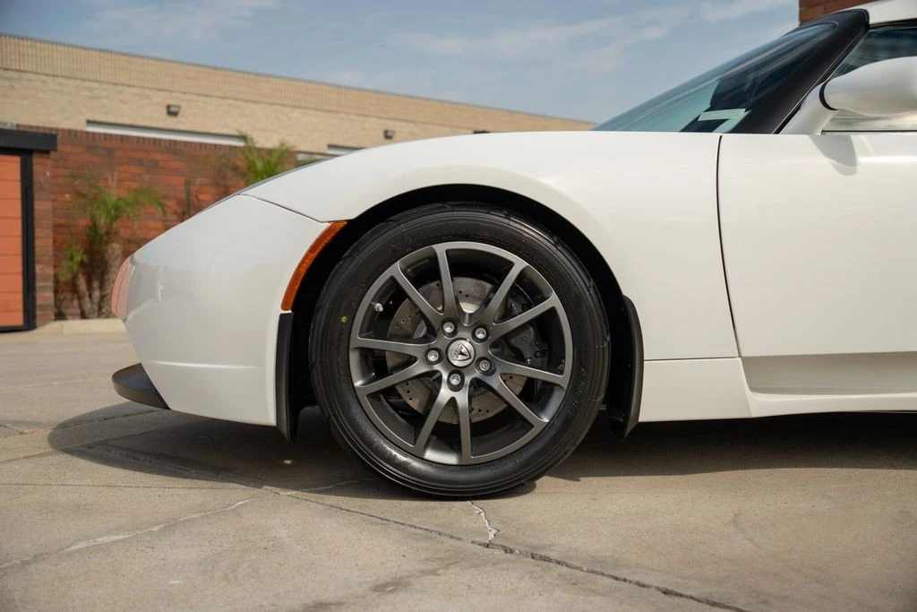 2008 Tesla Roadster - Image 4 of 21