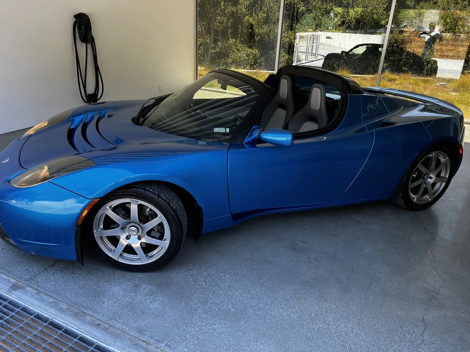 2008 Tesla Roadster - Image 17 of 31