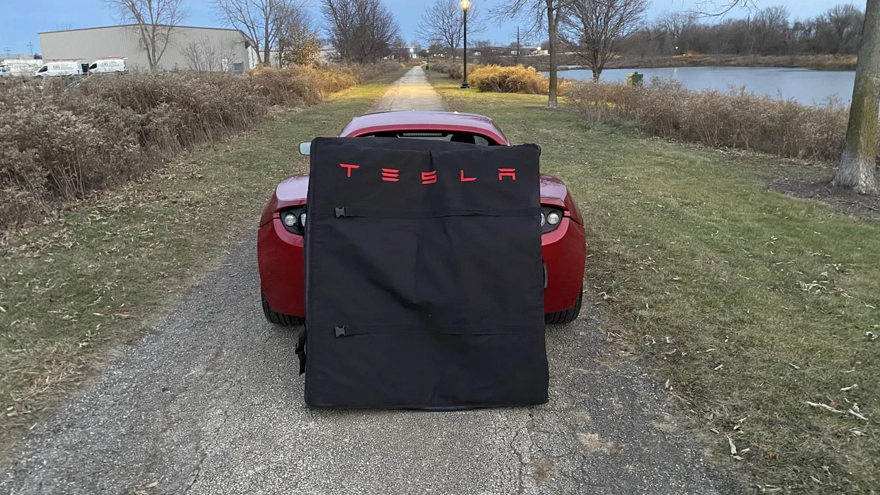 2008 Tesla Roadster - Image 12 of 17