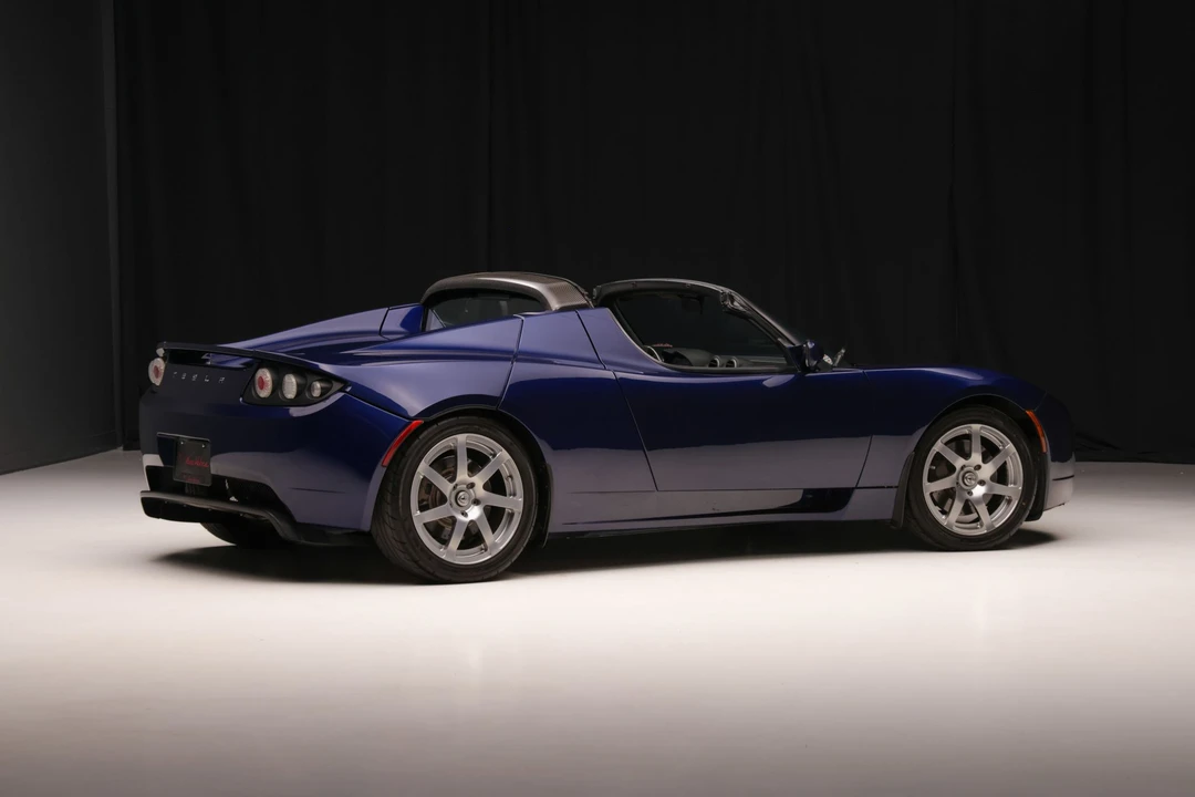 2008 Tesla Roadster - Image 9 of 31