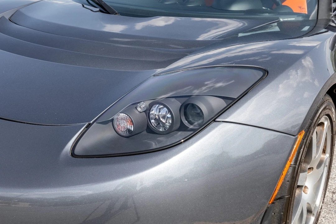 2008 Tesla Roadster - Image 31 of 31
