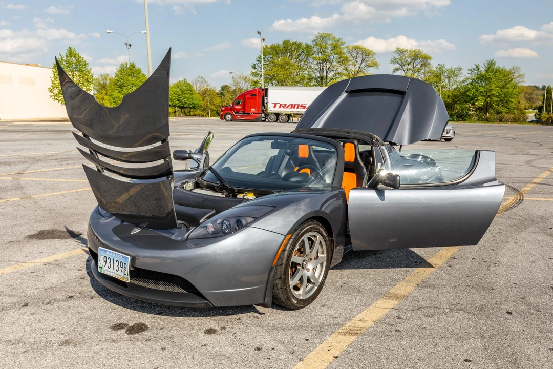 2008 Tesla Roadster - Image 18 of 31
