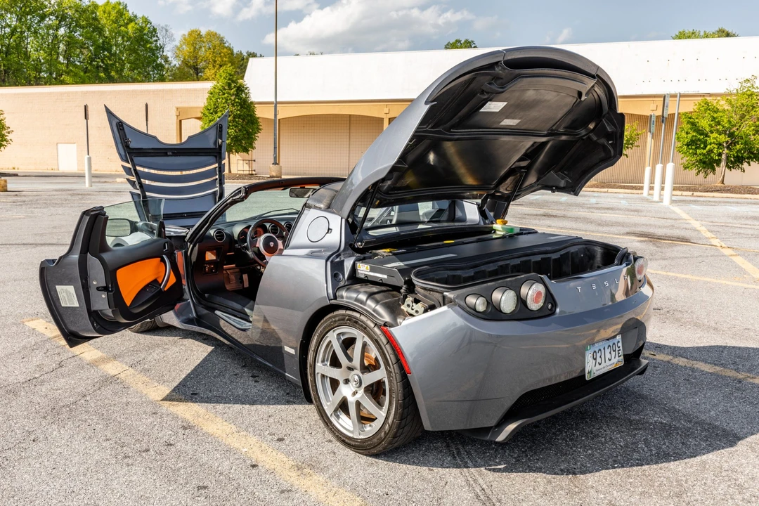 2008 Tesla Roadster - Image 26 of 31